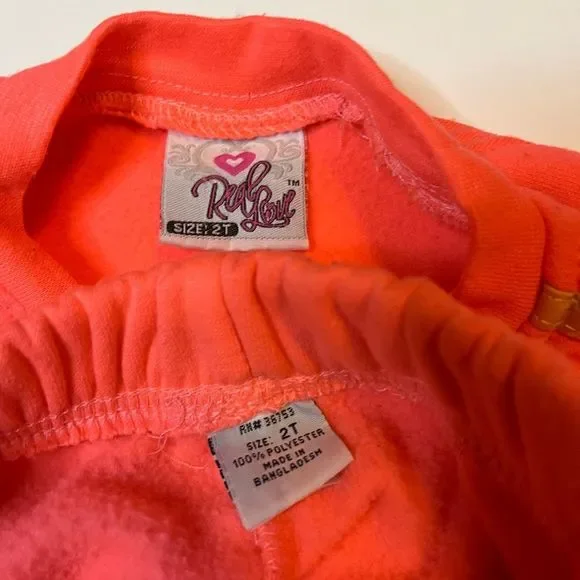 Real love coral and white sweat suit size 2T - Picture 2 of 2